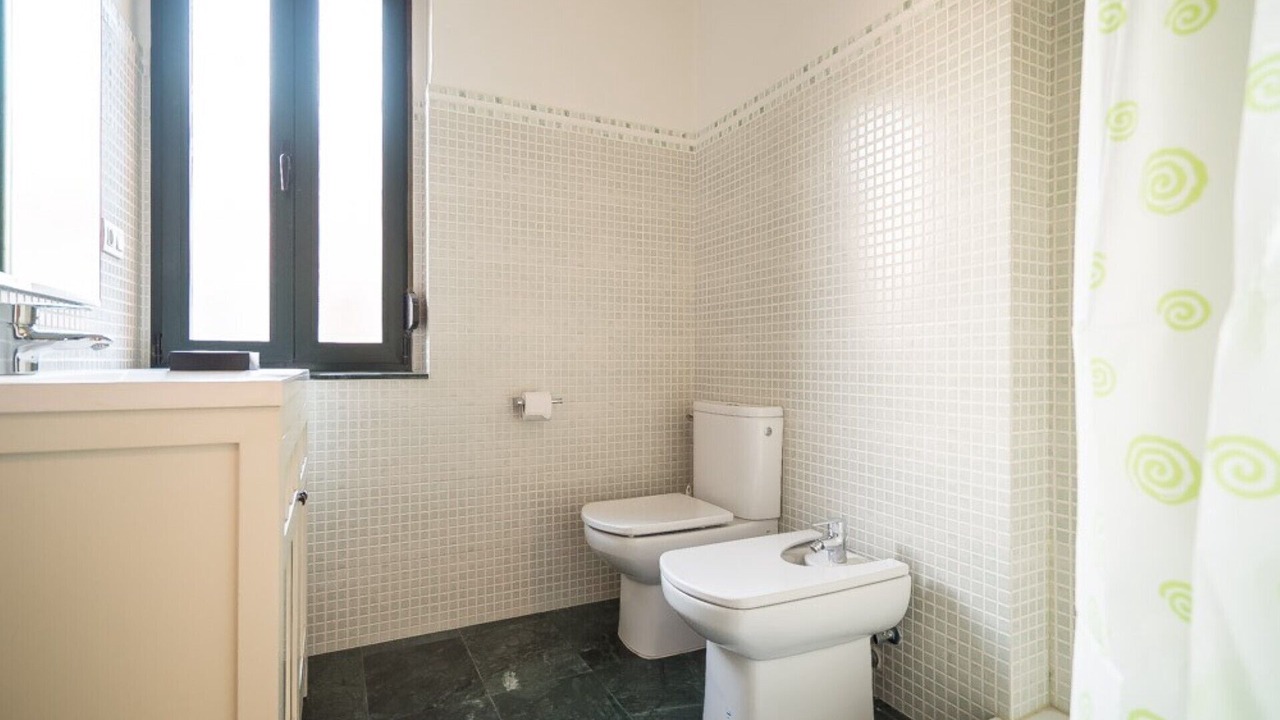 Photo of Bathroom in Trinitat