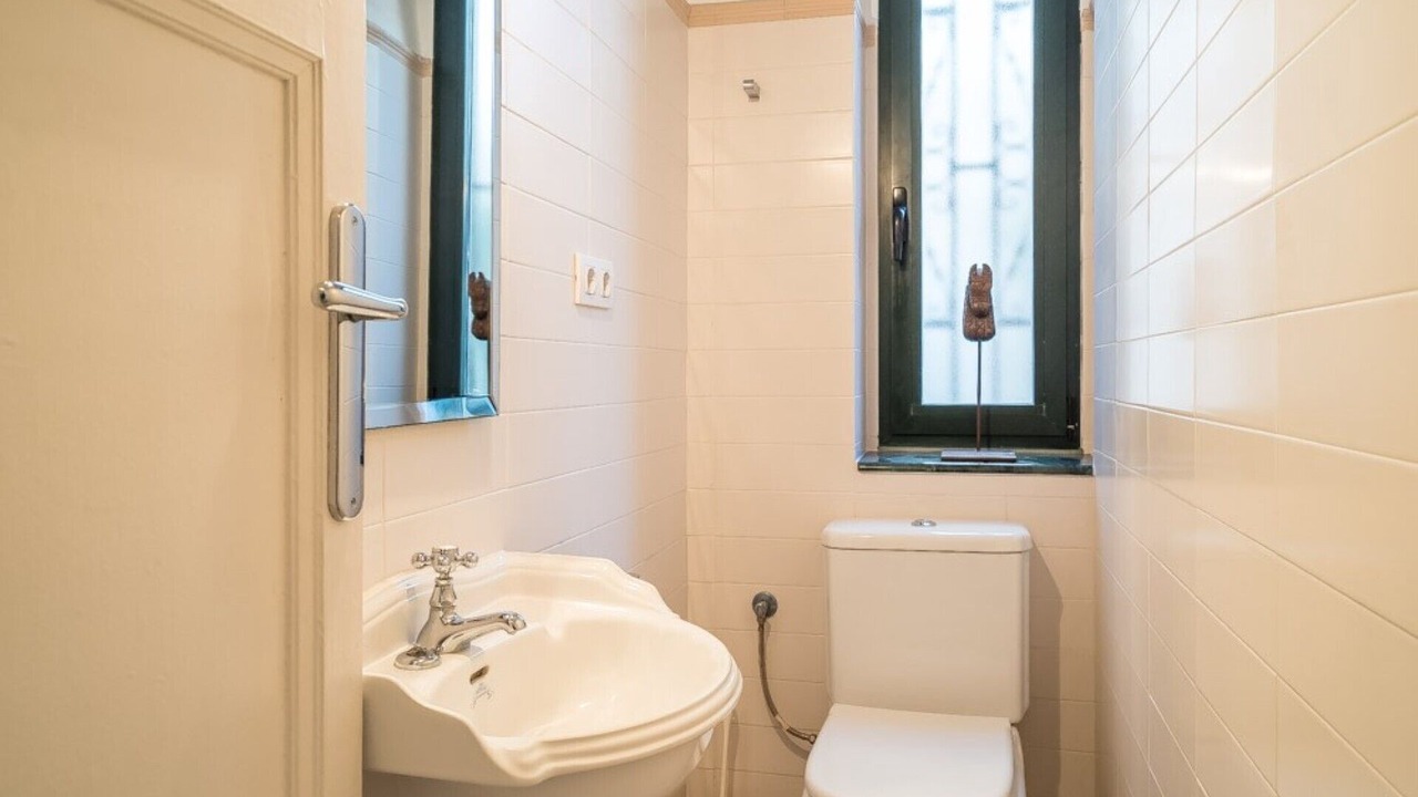 Photo of Bathroom in Trinitat