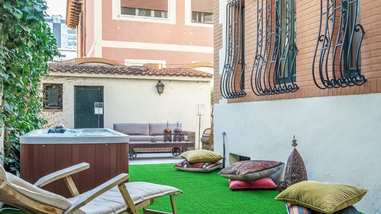 Photo of Outdoor in Trinitat