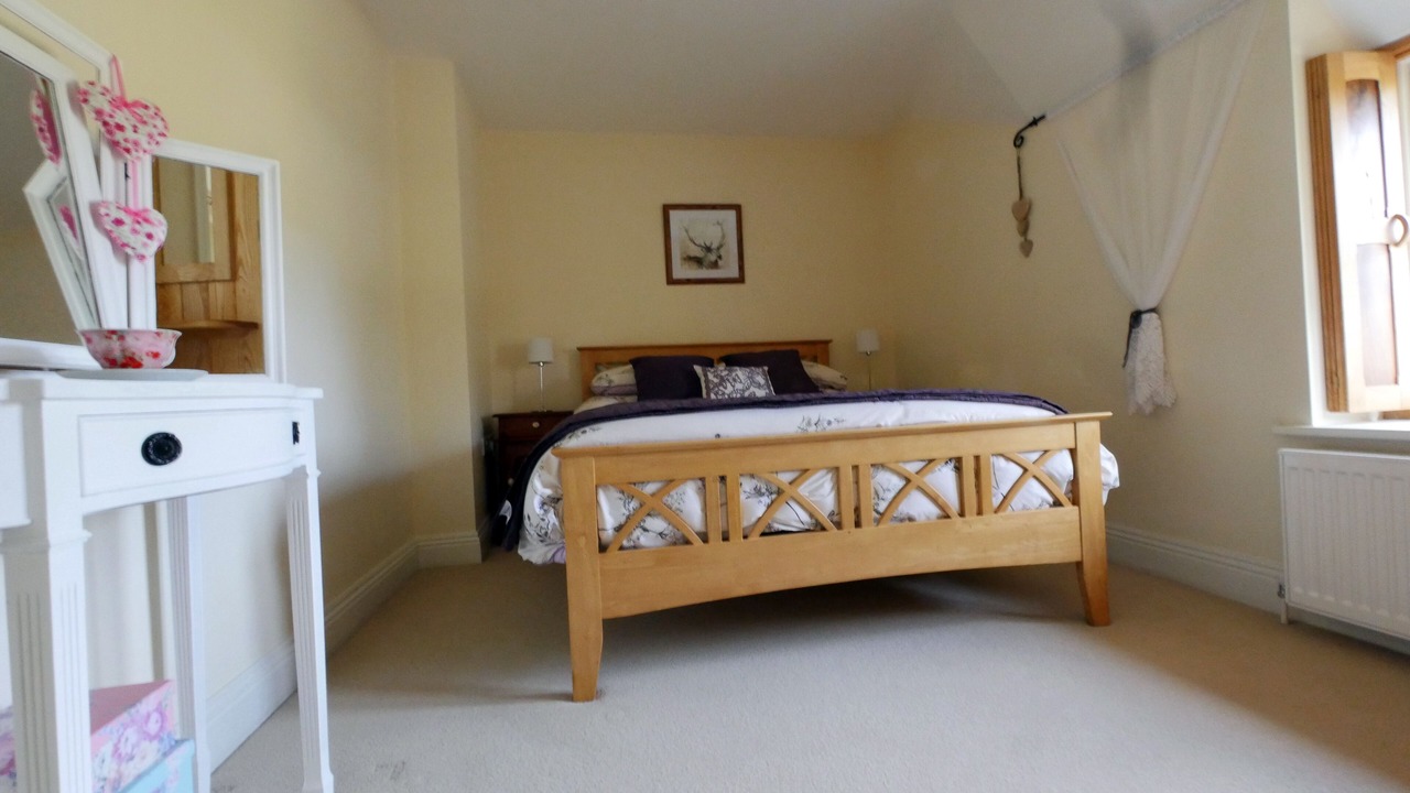 Photo of Others in Evershot