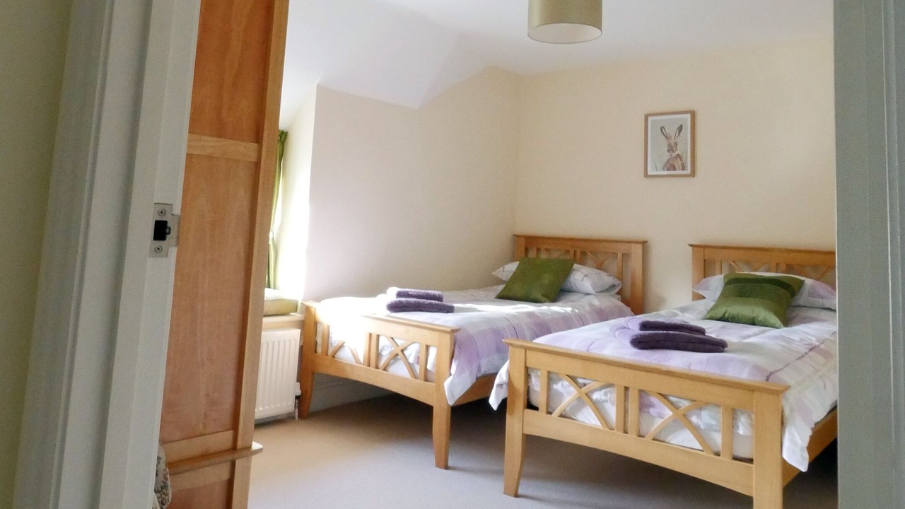 Photo of Others in Evershot