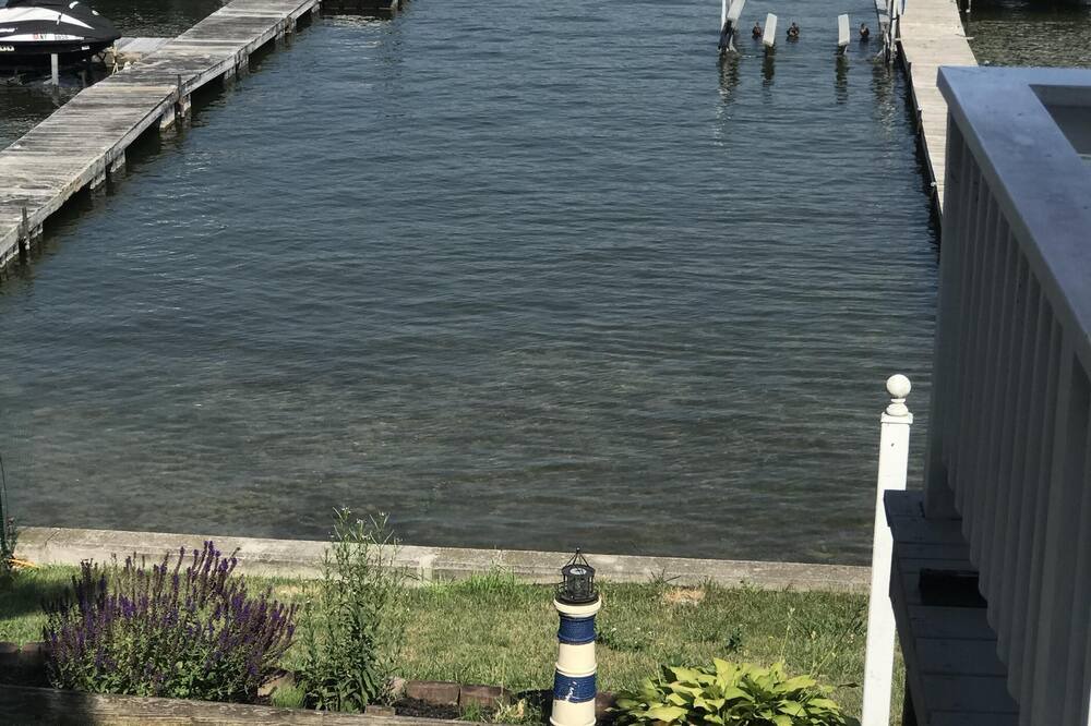 Photo of Others in Livonia