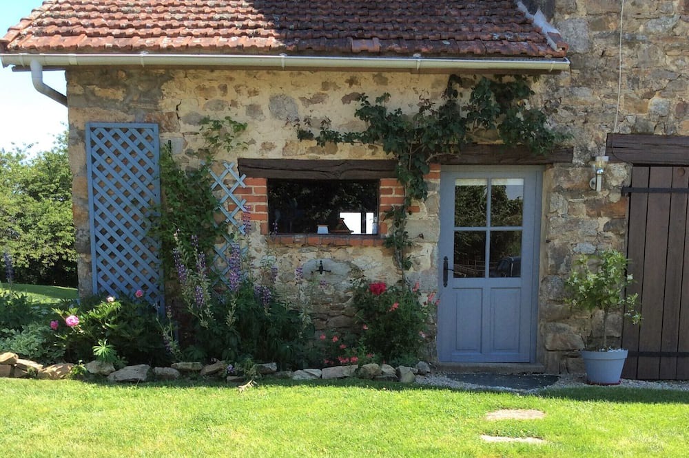 Photo of Outdoor in Saint-Yrieix-la-Perche