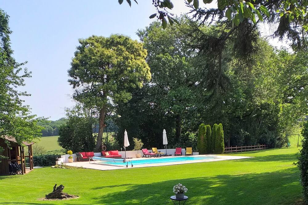 Photo of Outdoor in Saint-Yrieix-la-Perche