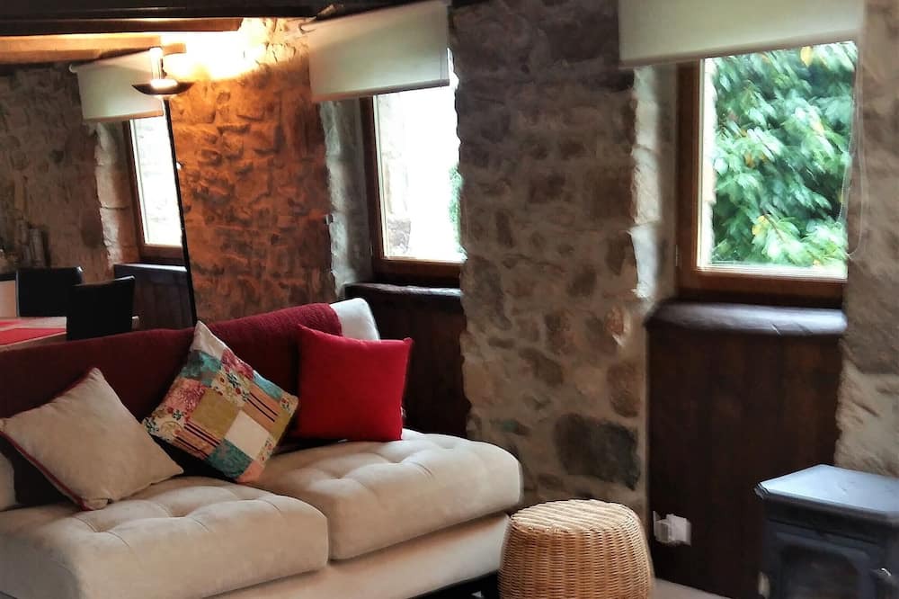 Photo of Livingroom in Saint-Yrieix-la-Perche