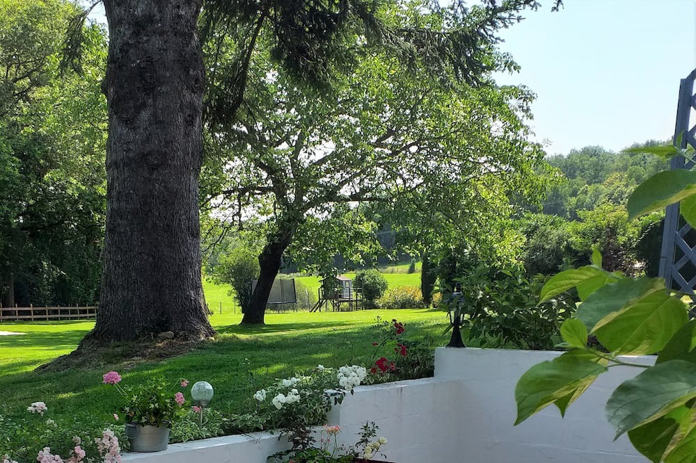 Photo of Outdoor in Saint-Yrieix-la-Perche