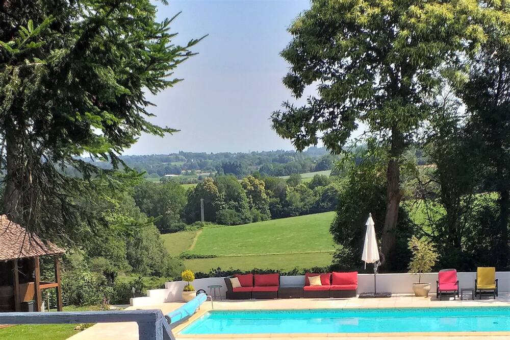 Photo of Outdoor in Saint-Yrieix-la-Perche