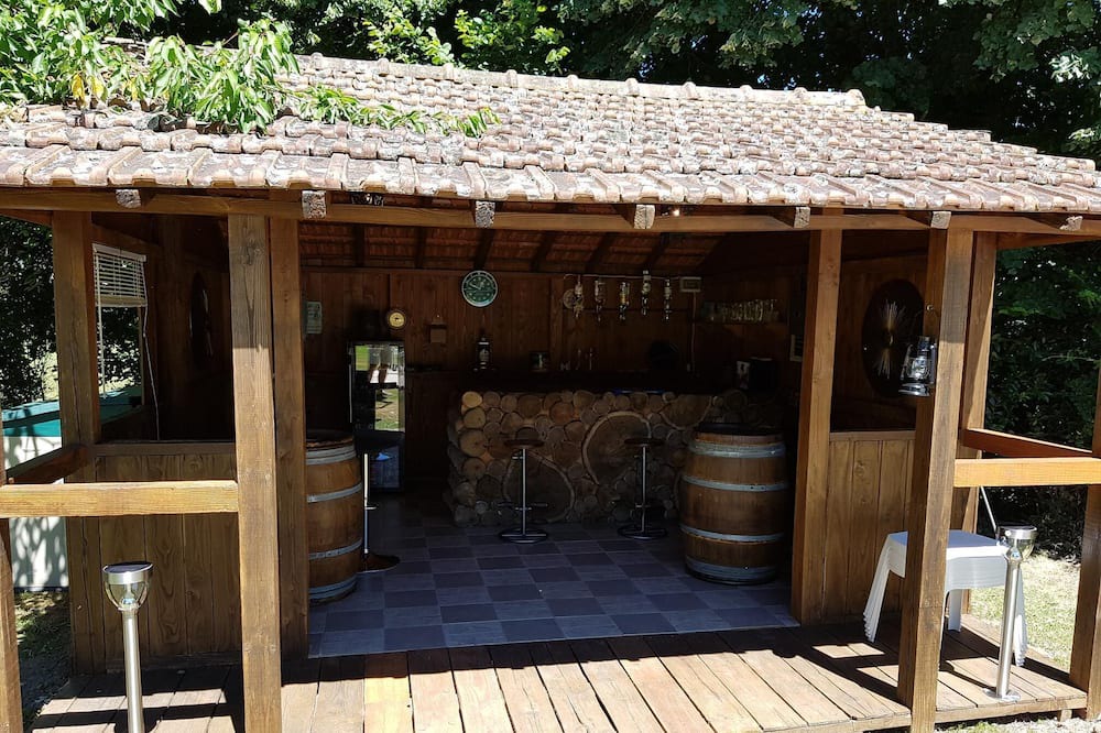 Photo of Outdoor in Saint-Yrieix-la-Perche