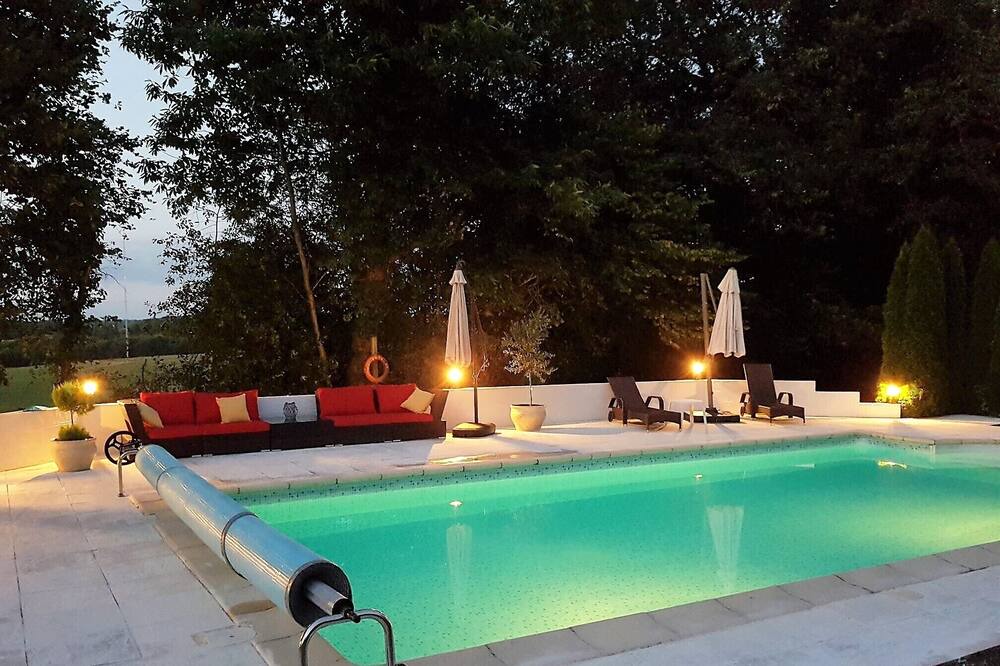 Photo of Outdoor in Saint-Yrieix-la-Perche