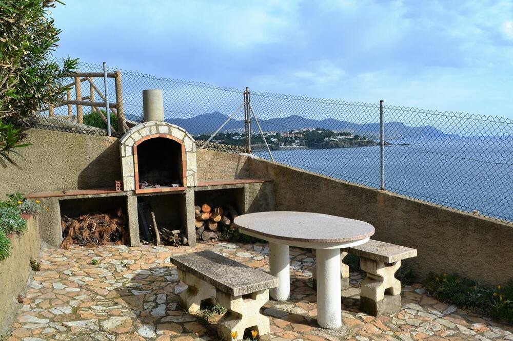 Photo of Patio Balcony in Llanca
