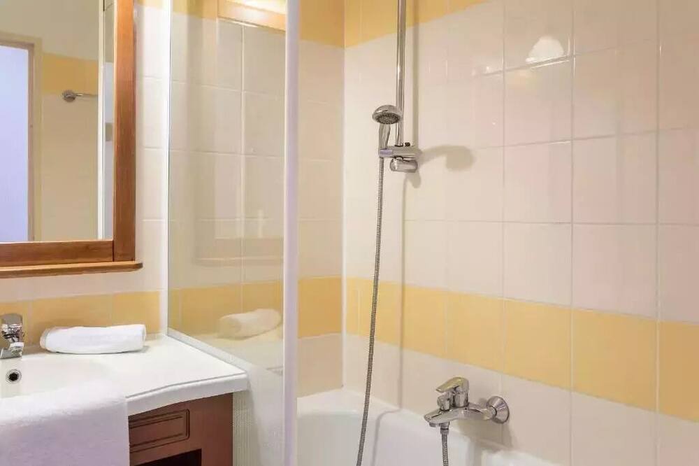 Photo of Bathroom in Saint-Lary-Soulan