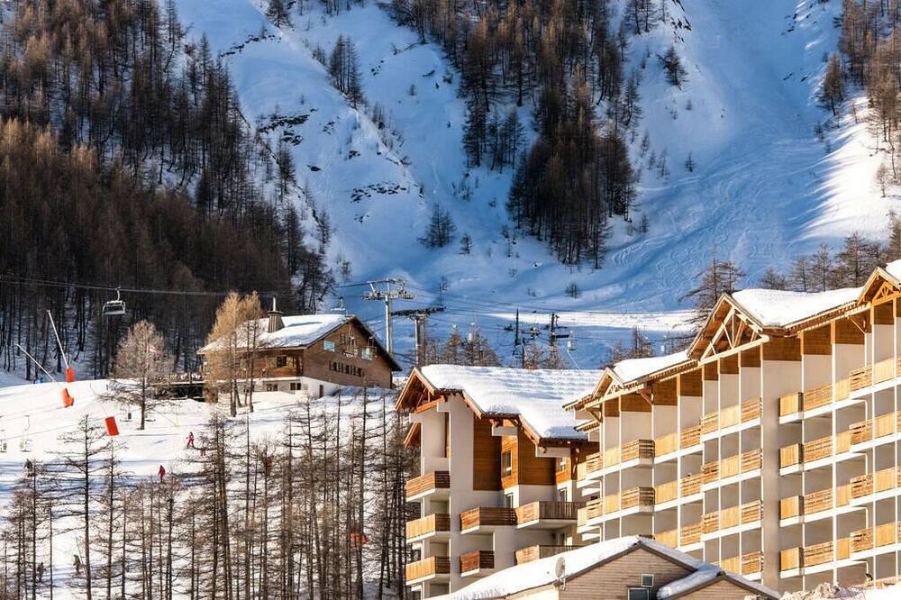 Photo of Outdoor in Allos