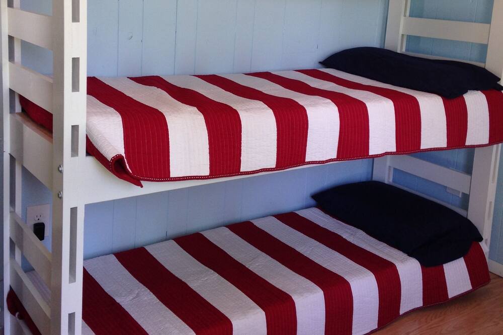 Photo of Bedroom in Monticello