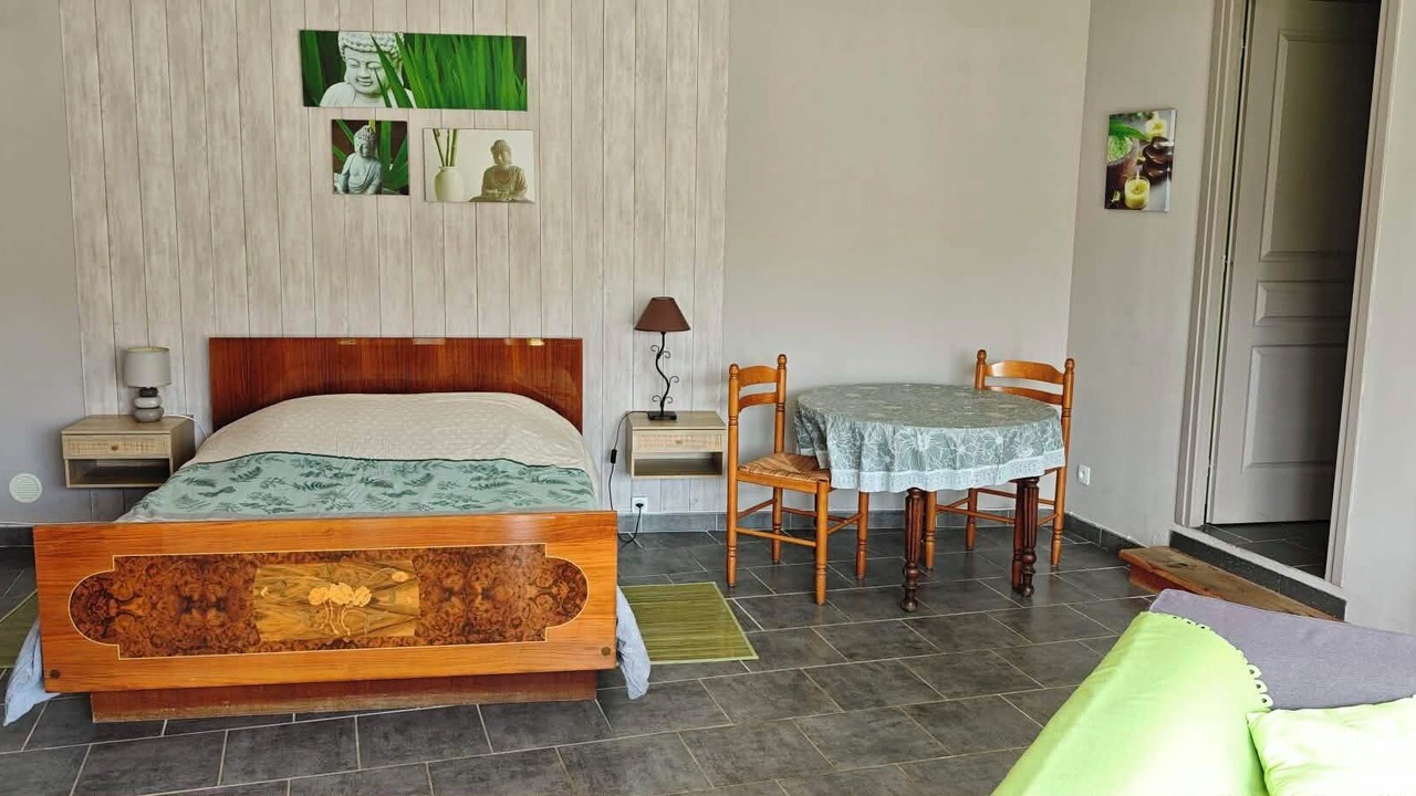 Photo of Bedroom in Liettres