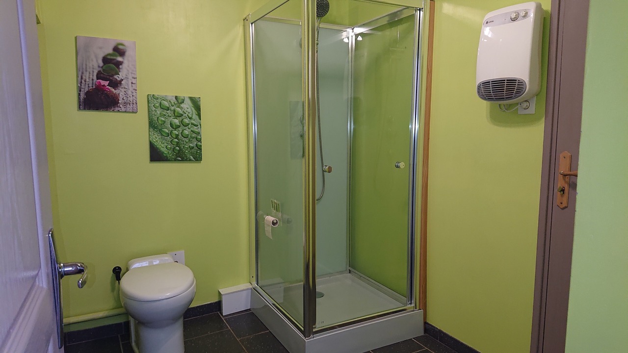 Photo of Bathroom in Liettres