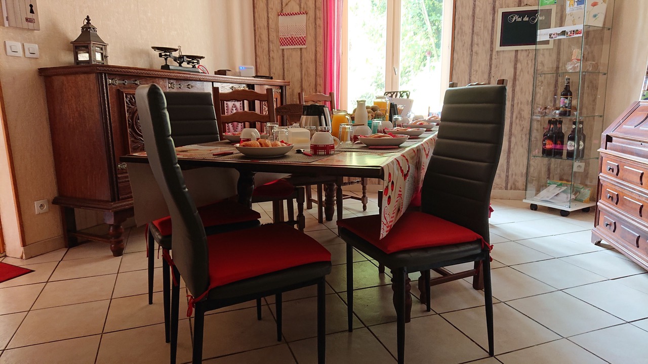 Photo of Others in Liettres