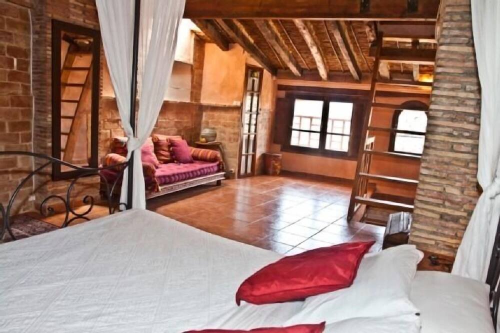 Photo of Bedroom in Jerica