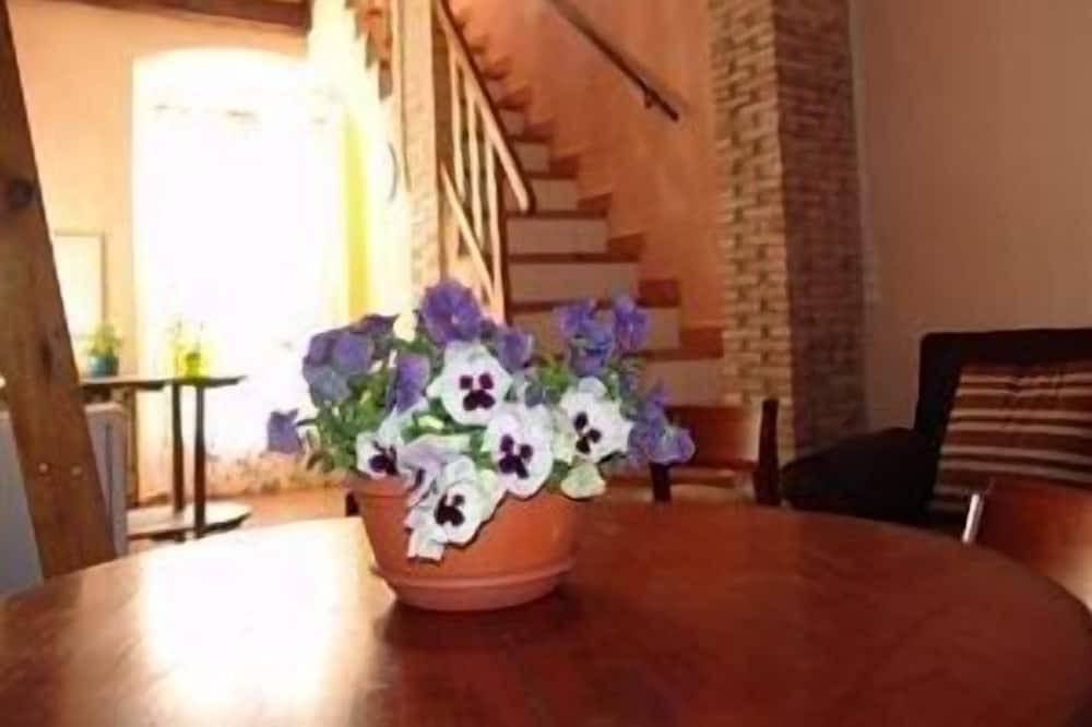 Photo of Livingroom in Jerica
