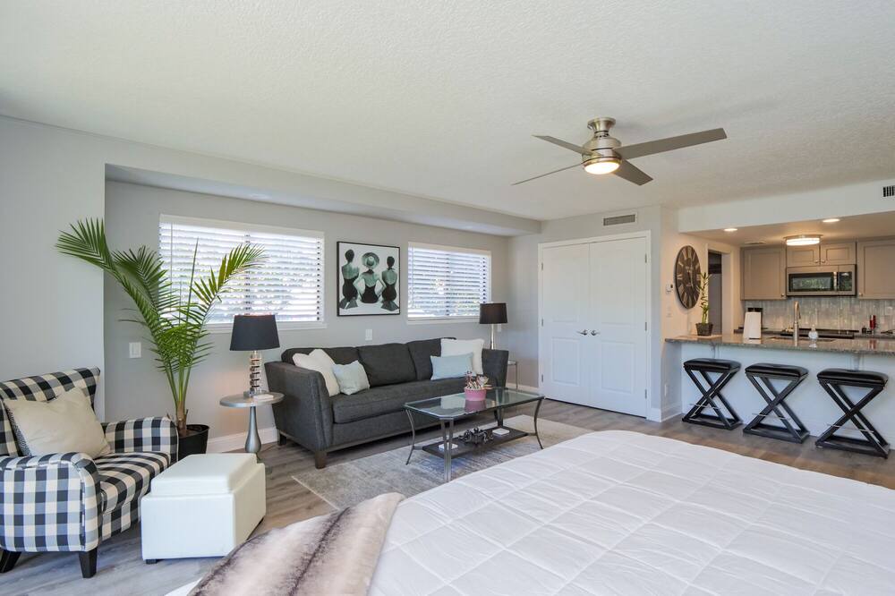 Photo of Bedroom in Sawgrass