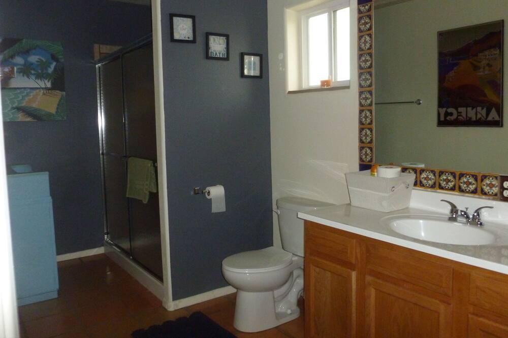 Photo of Bathroom in Navajo Dam
