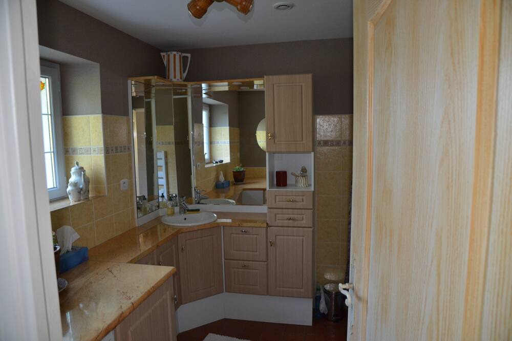 Photo of Bathroom in La Fleche