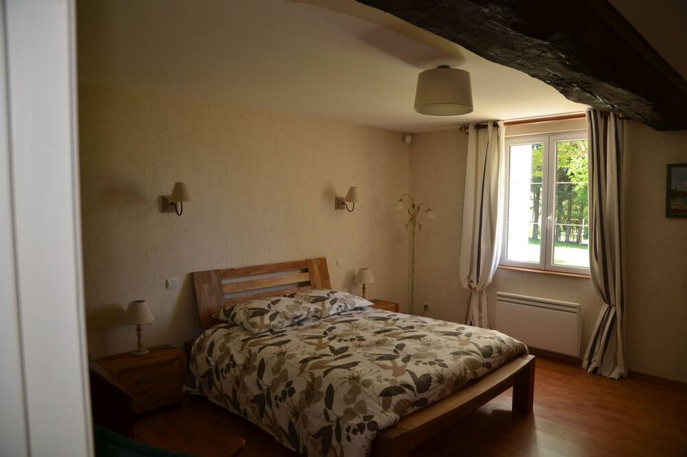 Photo of Bedroom in La Fleche