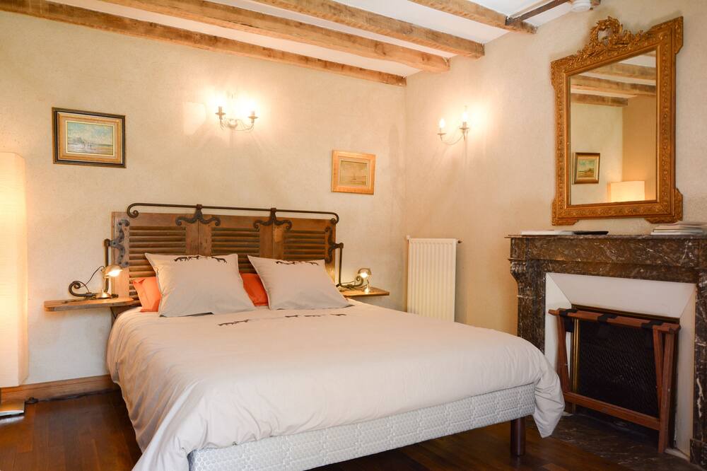 Photo of Bedroom in La Fleche