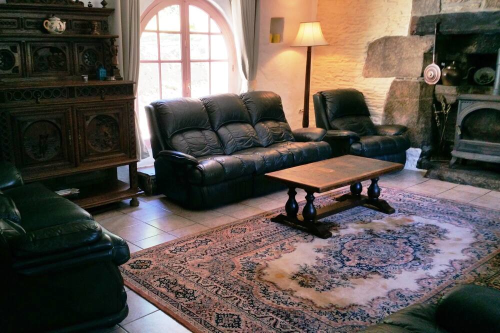 Photo of Others in Saint-Nicolas-du-Pelem