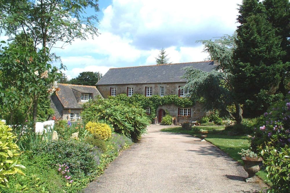 Photo of Others in Saint-Nicolas-du-Pelem