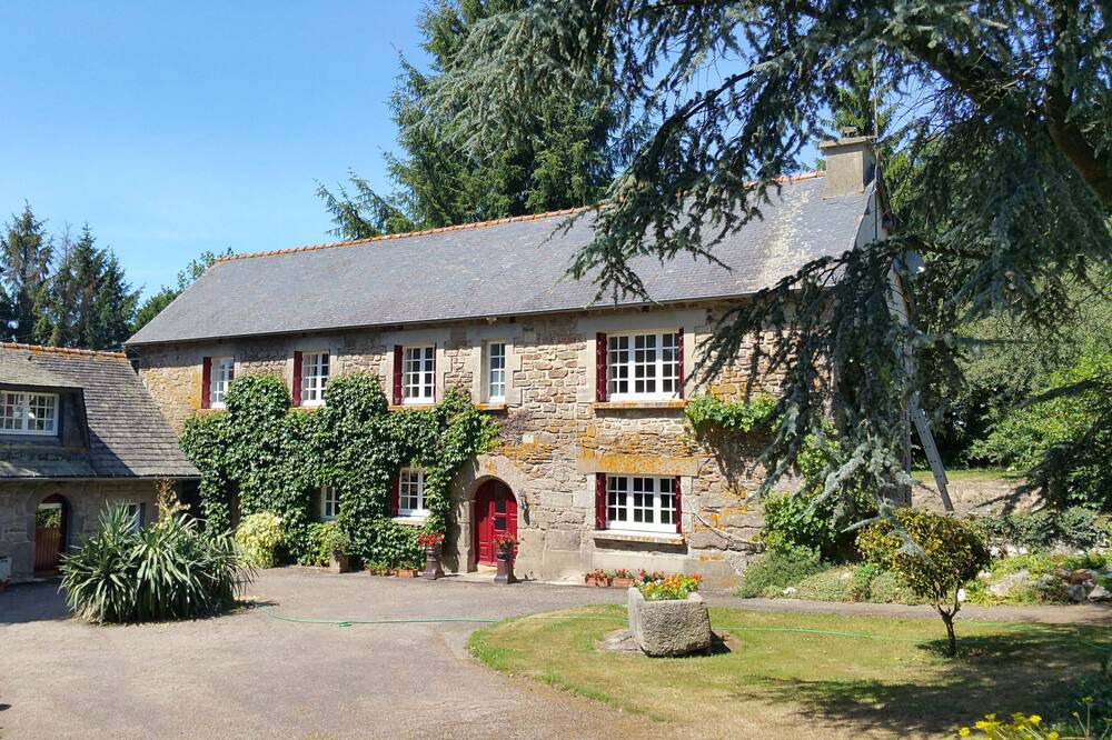 Photo of Others in Saint-Nicolas-du-Pelem