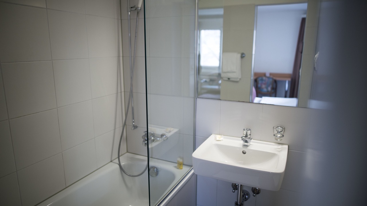 Photo of Bathroom in Hard