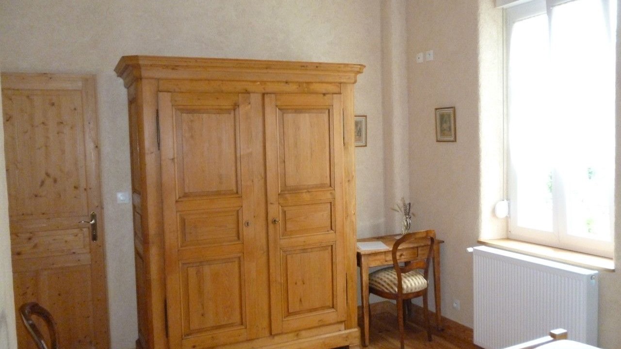 Photo of Bedroom in Soulignac