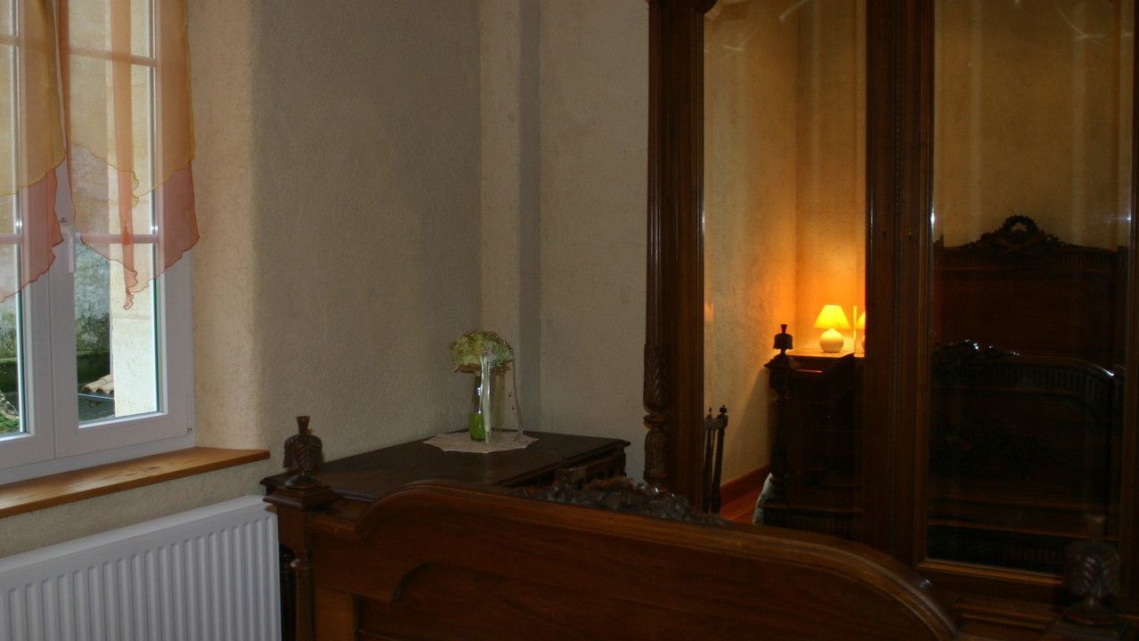 Photo of Bedroom in Soulignac