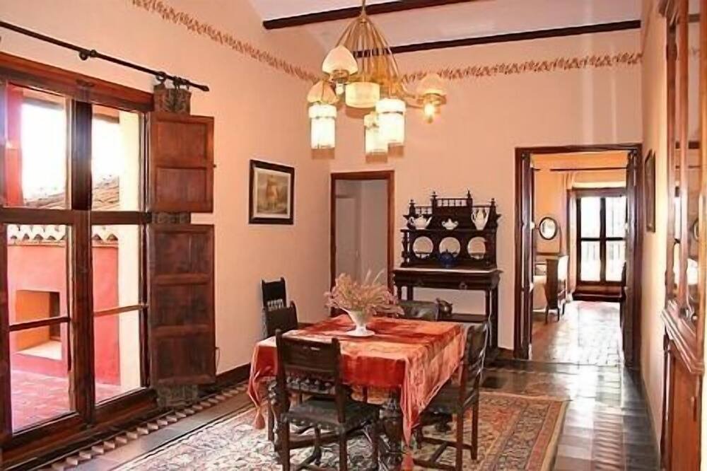 Photo of Kitchen in Bellus