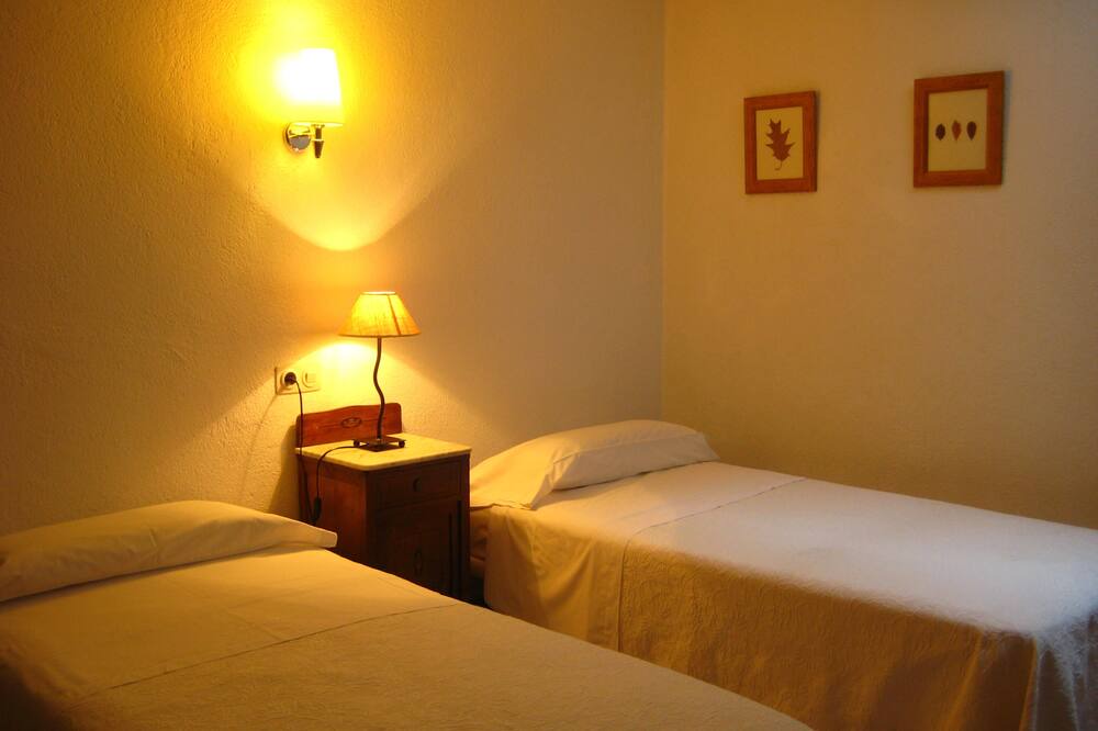Photo of Bedroom in Torroella de Montgri