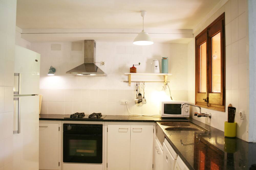Photo of Kitchen in Torroella de Montgri