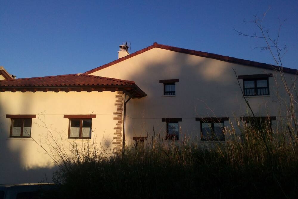 Photo of Outdoor in Artazu