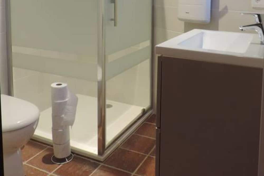 Photo of Bathroom in Monein