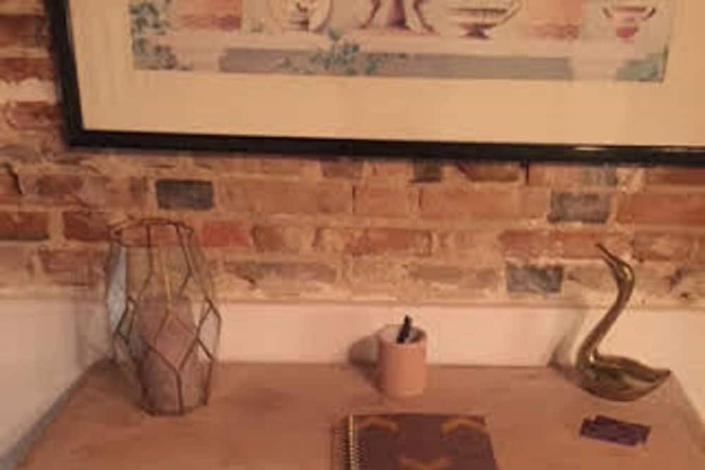 Photo of Others in Sennely