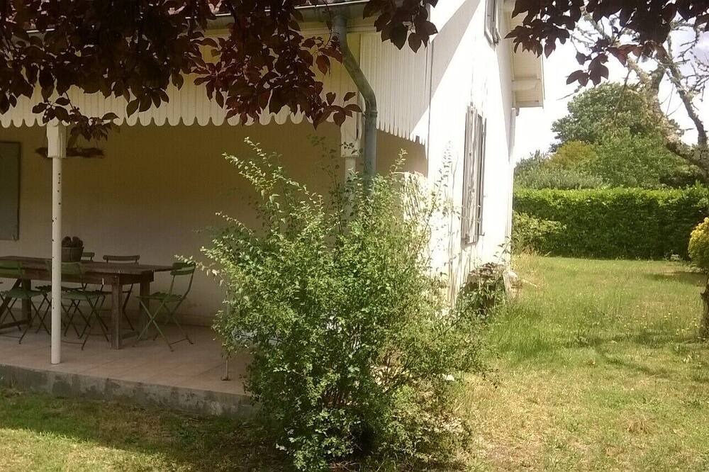 Photo of Patio Balcony in Sainte-Eulalie-en-Born