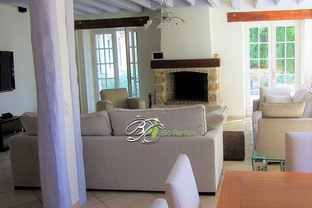 Photo of Livingroom in Chatres