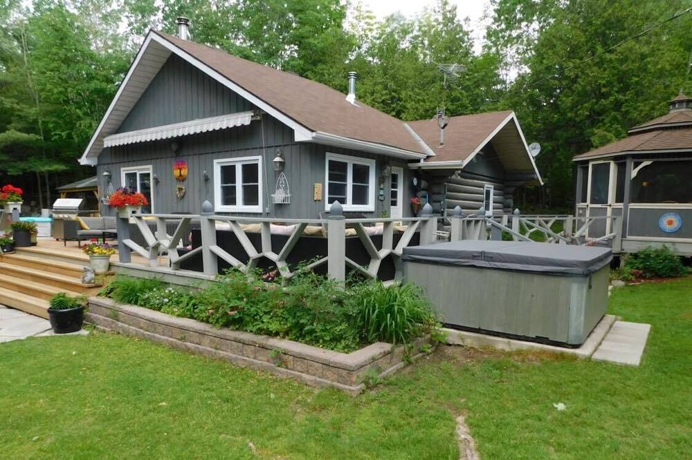 Photo of Outdoor in Tay Valley