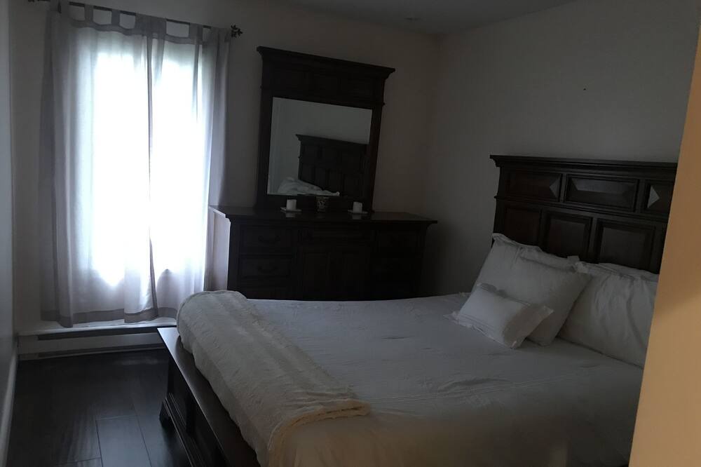 Photo of Bedroom in Sutton