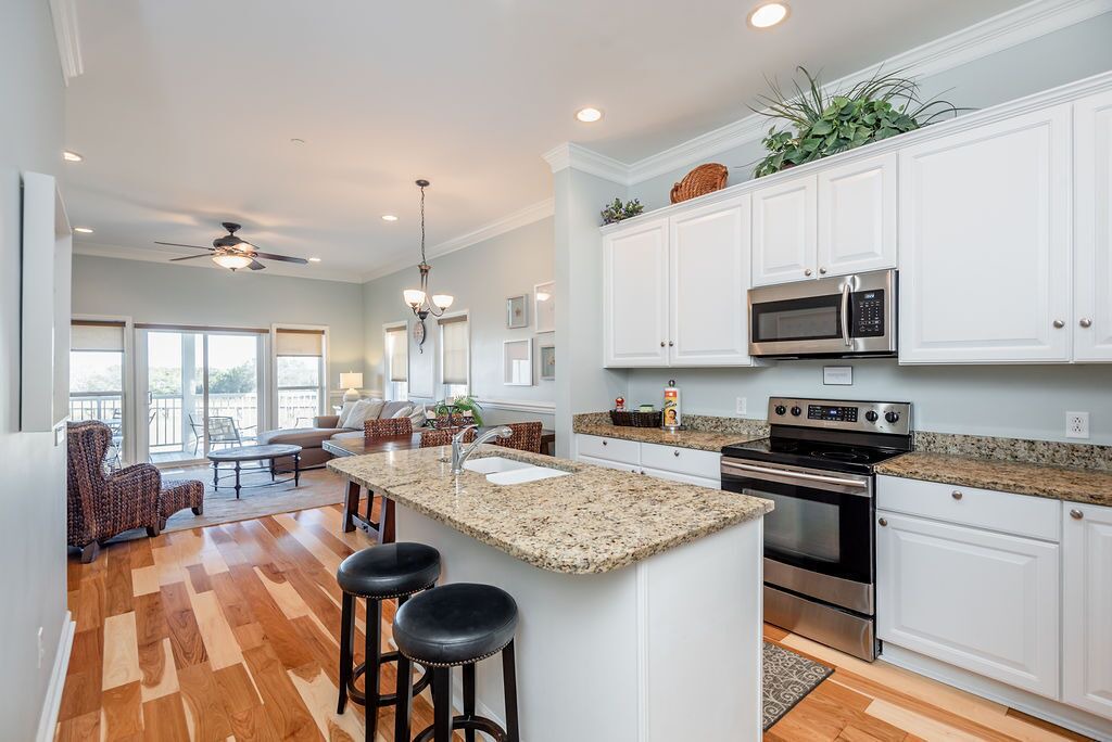Photo of Kitchen in Waters Edge