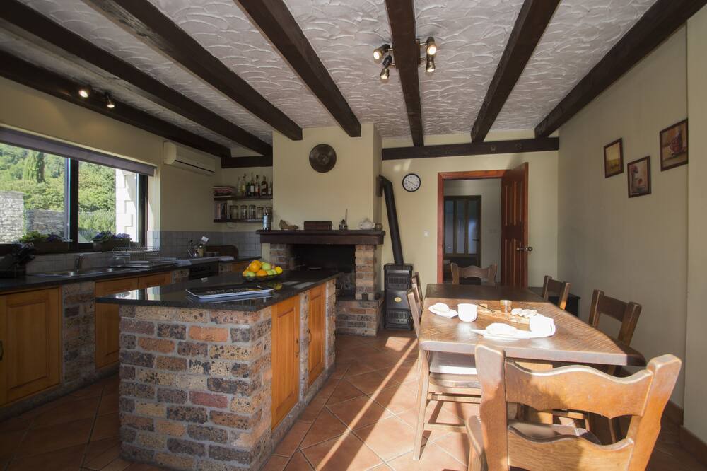 Photo of Kitchen in Pupnat