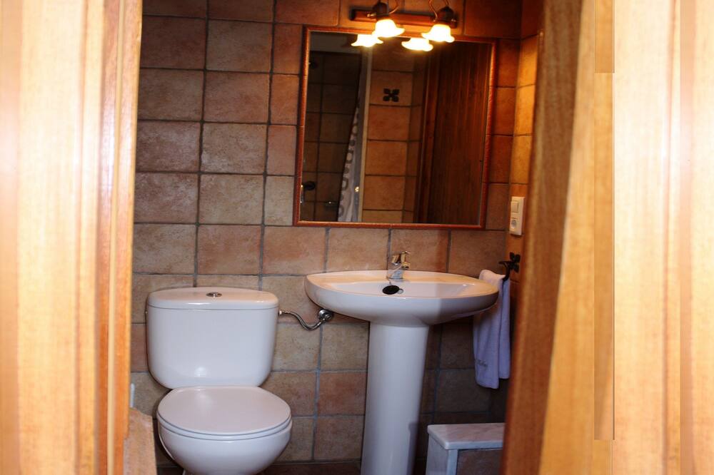 Photo of Bathroom in Campelles