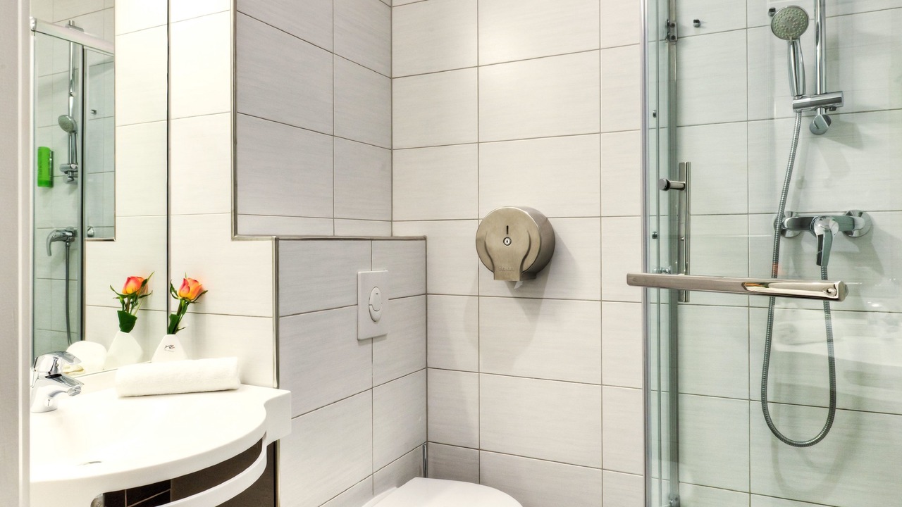 Photo of Others in Poincare