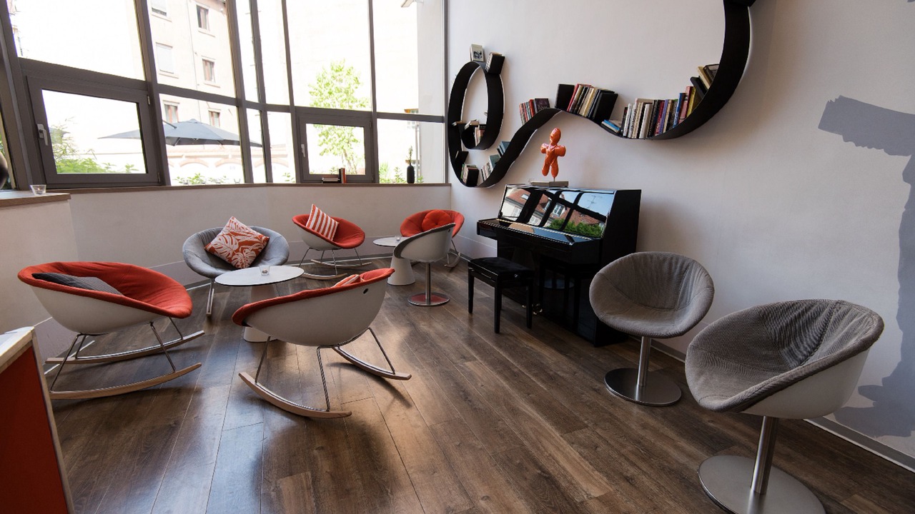 Photo of Others in Poincare