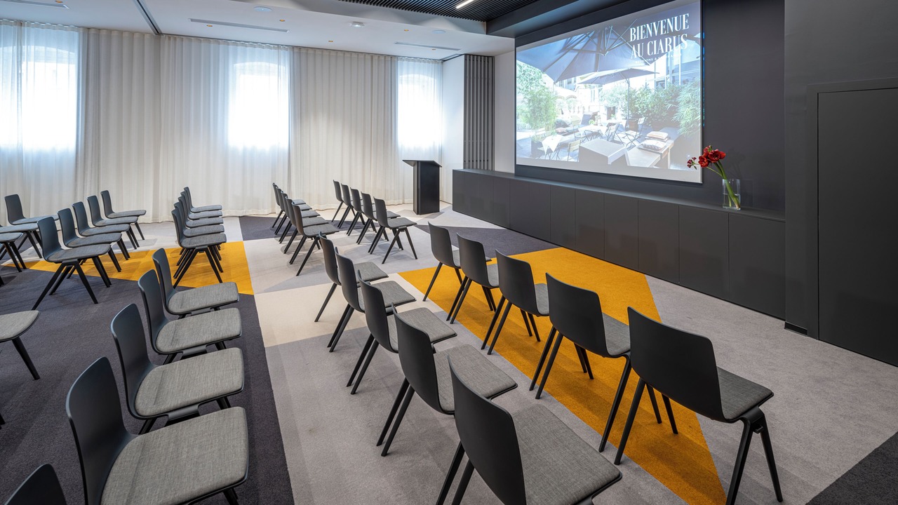 Photo of Others in Poincare