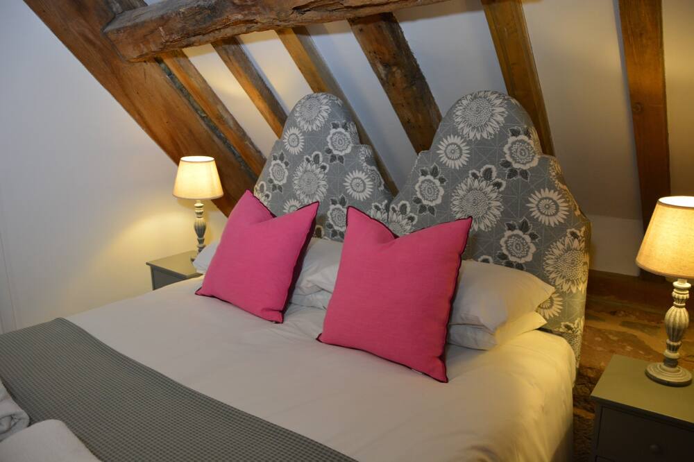 Photo of Bedroom in Kerne Bridge